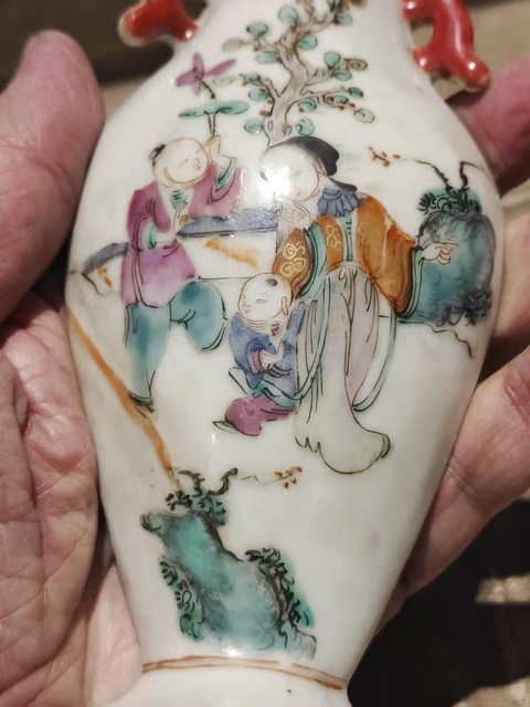 古玩陶瓷同治粉彩壁瓶真品鑒賞圖