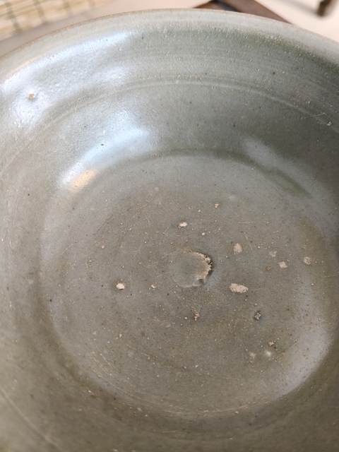 古玩陶瓷龍泉青瓷碗真品鑒賞圖