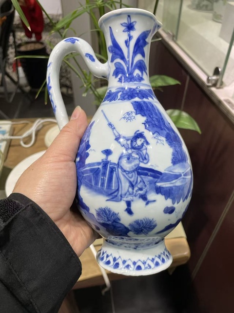 古玩陶瓷明崇禎 青花人物紋茶壺真品鑒賞圖