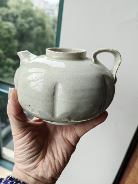 古玩陶瓷青白釉瓜楞壺真品鑒賞圖