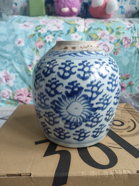 古玩陶瓷青花鳳眼罐真品鑒賞圖