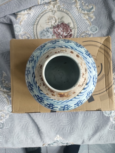 古玩陶瓷青花鳳眼罐真品鑒賞圖