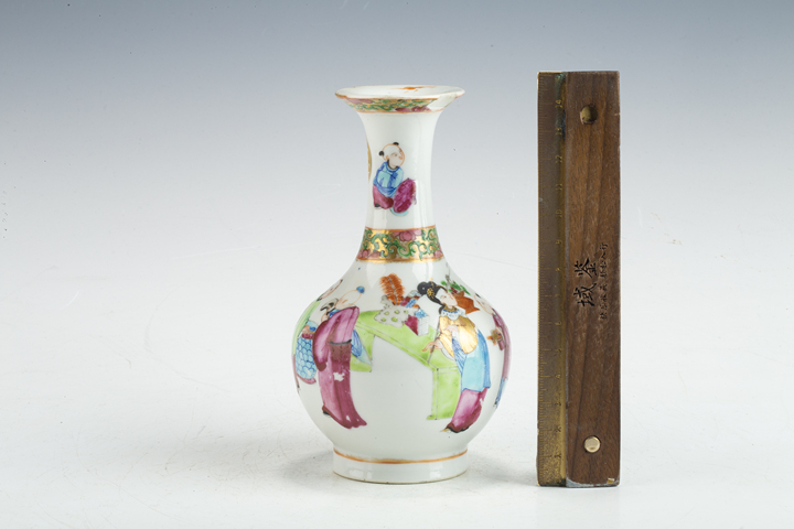 古玩陶瓷清晚·廣彩仕女嬰戲紋玉壺春瓶真品鑒賞圖