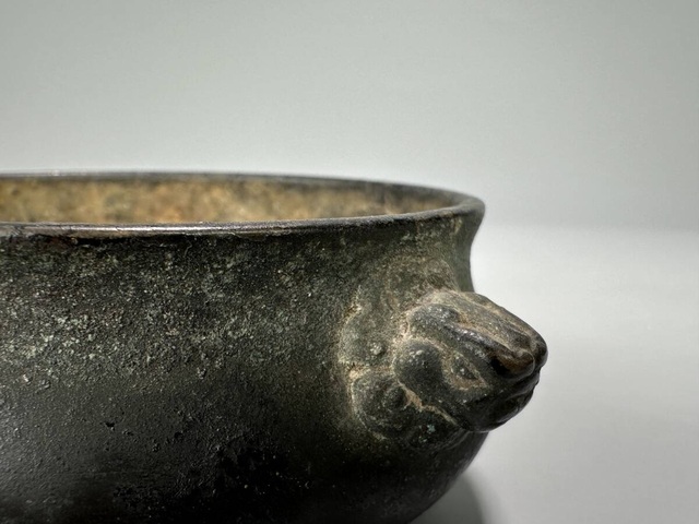 古玩銅器爐子真品鑒賞圖