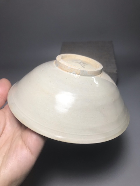 古玩陶瓷（宋代）青白釉刻花蓖紋斗笠碗拍賣，當前價格0元