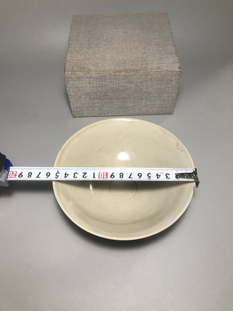 古玩陶瓷（宋代）青白釉刻花蓖紋斗笠碗拍賣，當前價格0元