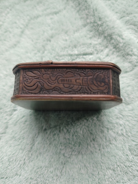 古玩銅器煙膏盒真品鑒賞圖