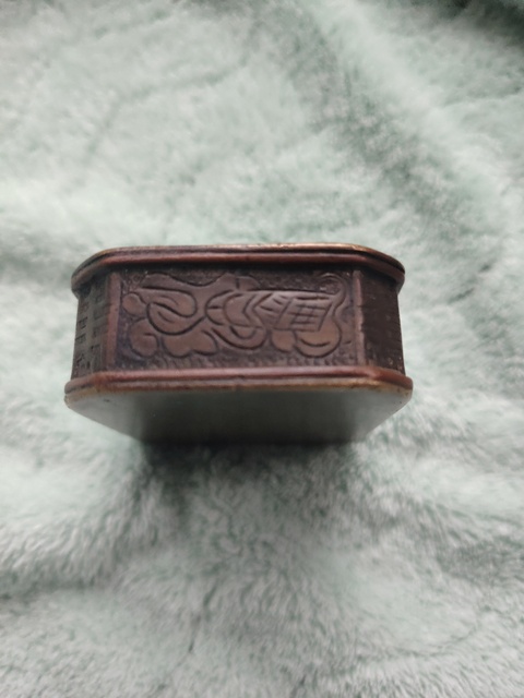 古玩銅器煙膏盒真品鑒賞圖