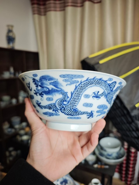 古玩陶瓷光緒青花龍鳳紋撇口碗真品鑒賞圖