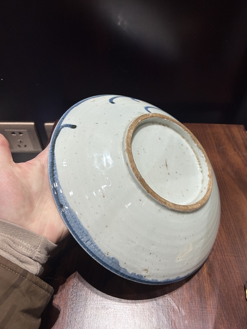 古玩陶瓷花卉紋盤真品鑒賞圖