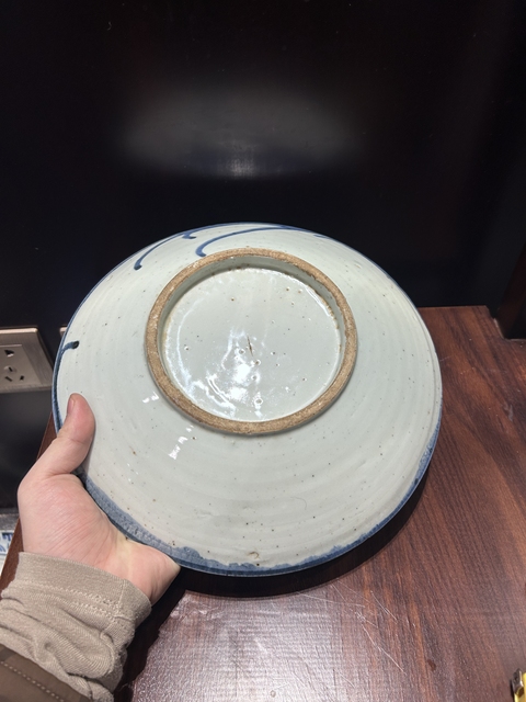 古玩陶瓷花卉紋盤真品鑒賞圖