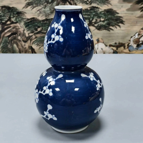 古玩陶瓷青花冰梅圖葫蘆瓶真品鑒賞圖