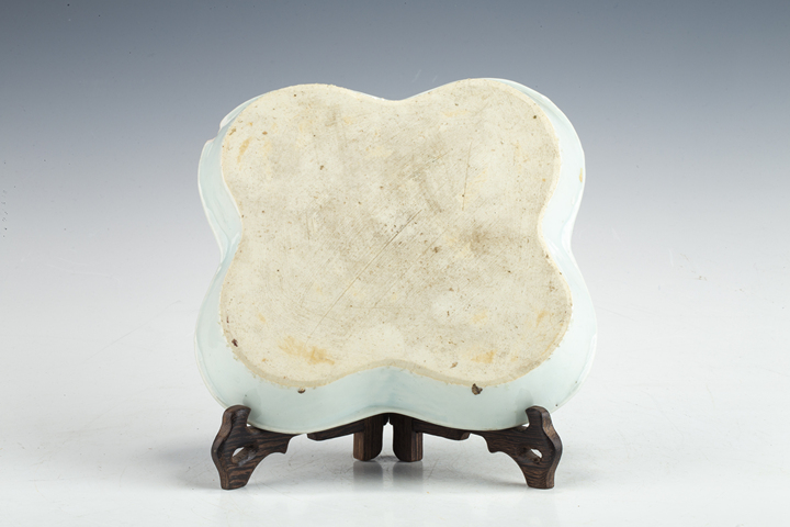 古玩陶瓷清乾隆·青花花鳥紋茶盤拍賣，當前價格688元