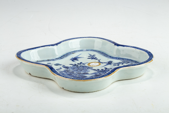 古玩陶瓷清乾隆·青花花鳥紋茶盤拍賣，當前價格688元