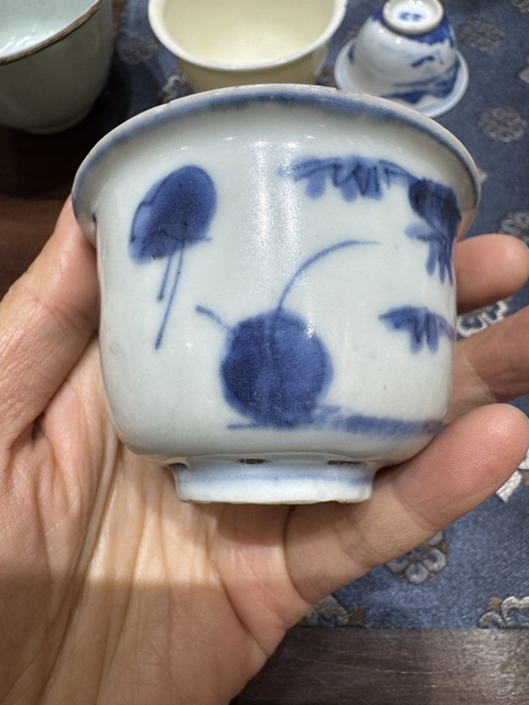 古玩陶瓷青花花鳥紋杯真品鑒賞圖