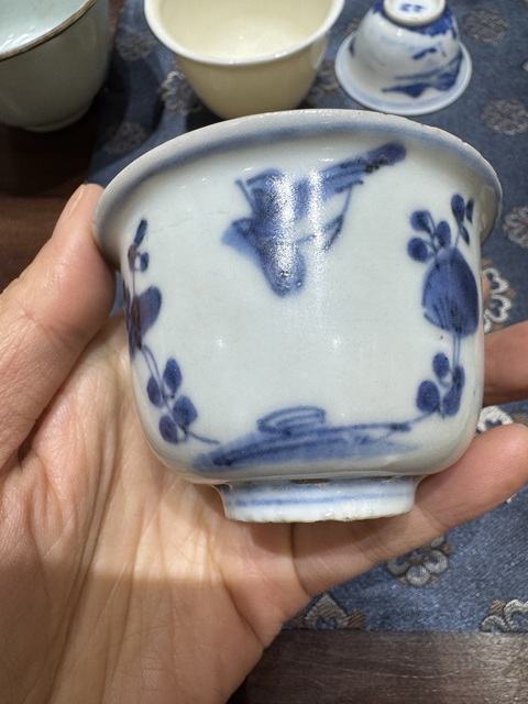 古玩陶瓷青花花鳥紋杯真品鑒賞圖