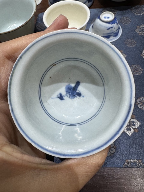 古玩陶瓷青花花鳥紋杯真品鑒賞圖