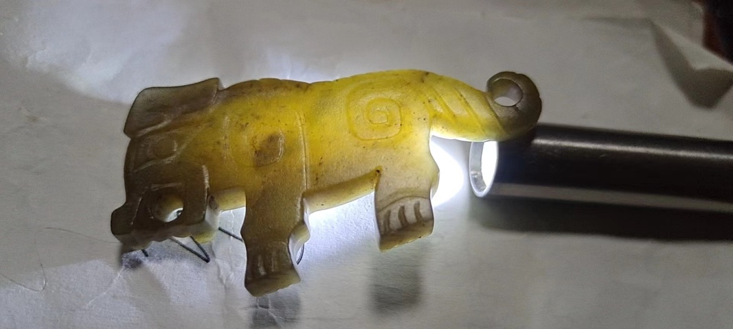 古玩玉器仿商代“玉螭虎”真品鑒賞圖