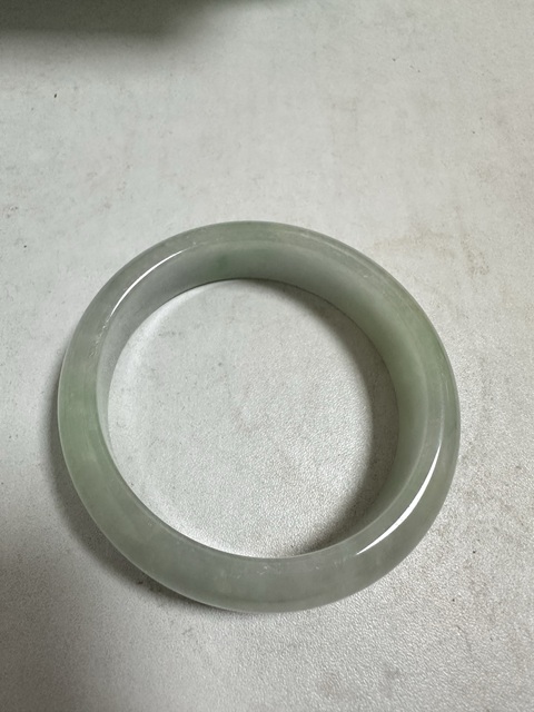 古玩玉器翡翠手鐲真品鑒賞圖