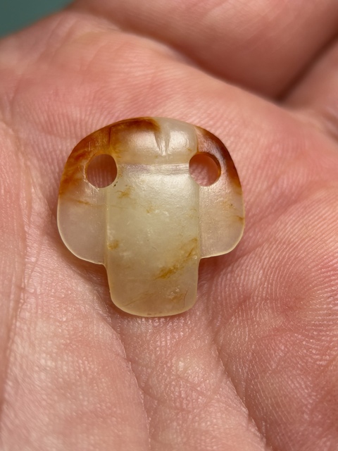 古玩玉器袖珍紅山玉梟拍賣，當前價格16800元