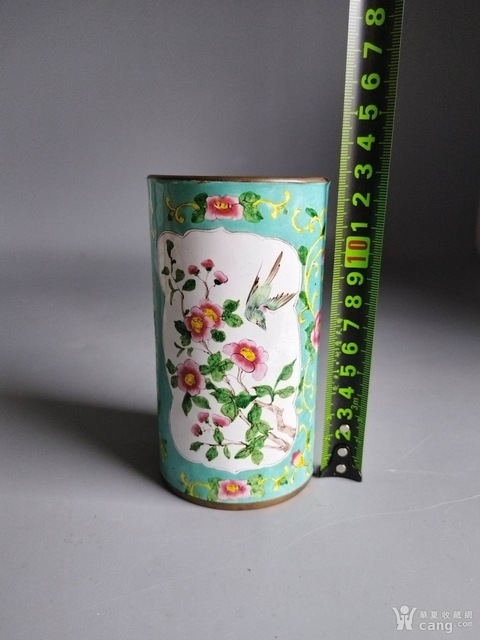 古玩銅器筆筒真品鑒賞圖