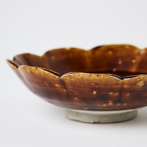 古玩陶瓷北宋醬釉花口盤(pán)真品鑒賞圖