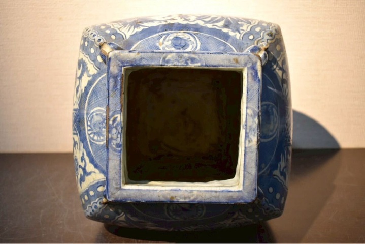 古玩陶瓷青花鳳穿牡丹圖四系罐真品鑒賞圖