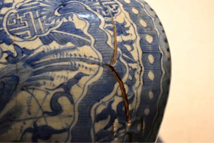 古玩陶瓷青花鳳穿牡丹圖四系罐真品鑒賞圖