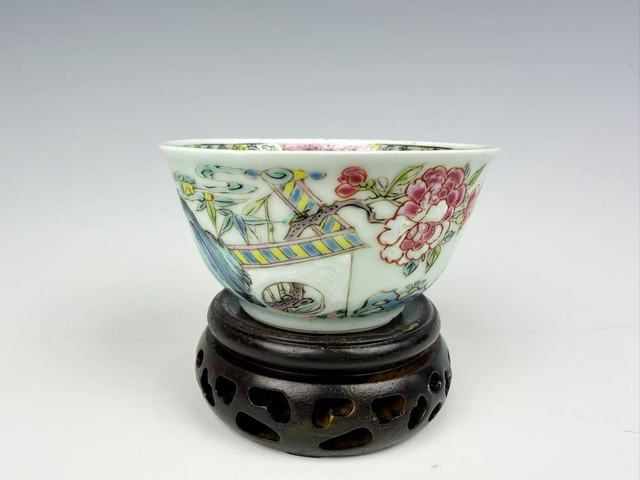 古玩陶瓷清雍正·粉彩安居樂業杯拍賣，當前價格0元