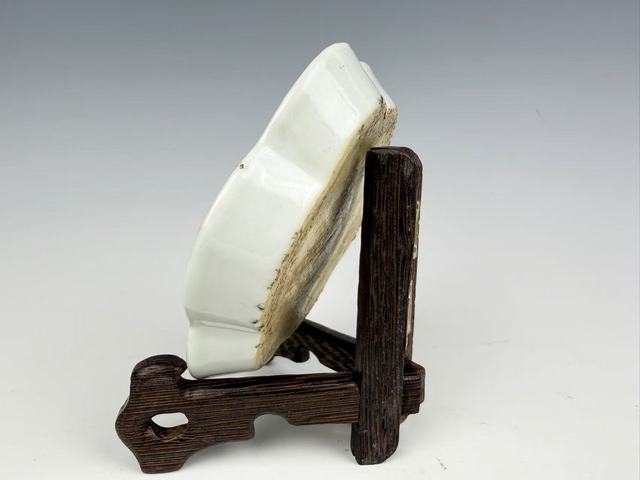 古玩陶瓷清雍正·粉彩花卉花口洗真品鑒賞圖