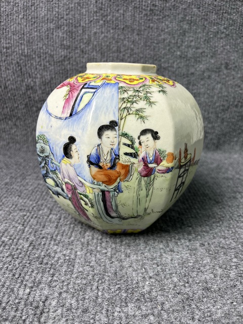 古玩陶瓷粉彩人物故事紋八方罐真品鑒賞圖
