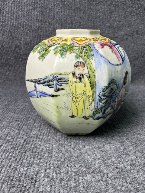古玩陶瓷粉彩人物故事紋八方罐真品鑒賞圖
