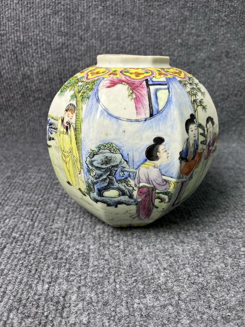 古玩陶瓷粉彩人物故事紋八方罐真品鑒賞圖