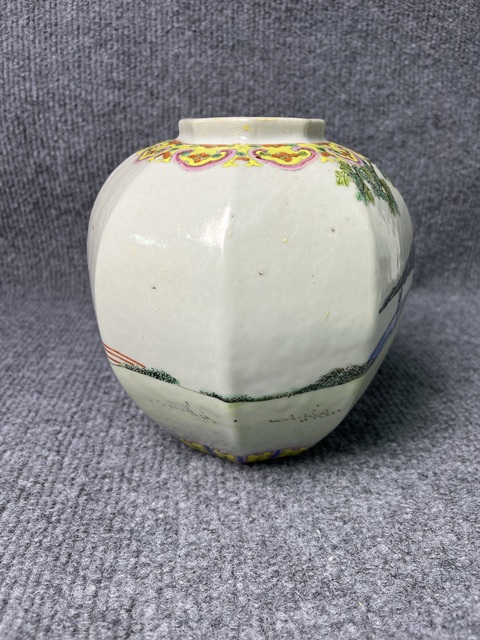 古玩陶瓷粉彩人物故事紋八方罐真品鑒賞圖