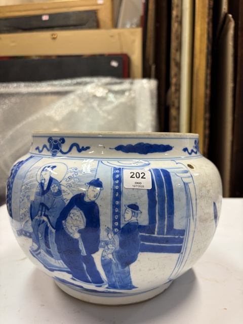 古玩陶瓷人物紋青花四系粥罐真品鑒賞圖