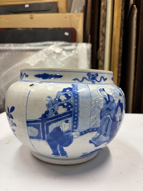 古玩陶瓷人物紋青花四系粥罐真品鑒賞圖