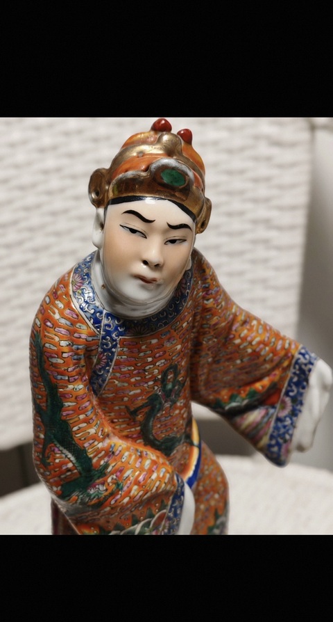 古玩陶瓷粉彩人物瓷塑像真品鑒賞圖