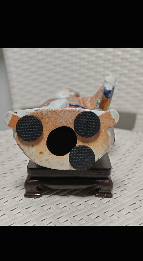 古玩陶瓷粉彩人物瓷塑像真品鑒賞圖