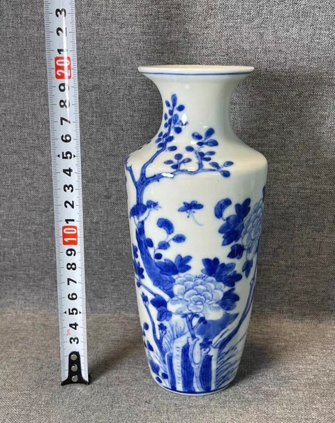 古玩陶瓷青花花鳥觀音瓶真品鑒賞圖