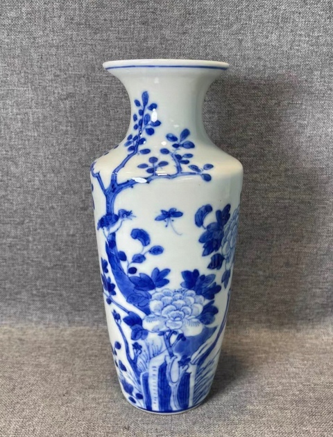 古玩陶瓷青花花鳥觀音瓶真品鑒賞圖