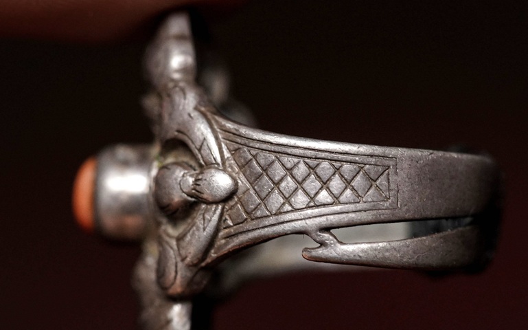 古玩雜項藏式戒指真品鑒賞圖