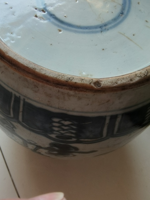 古玩陶瓷康熙青花壽字罐真品鑒賞圖