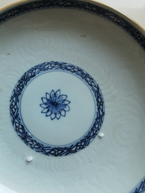 古玩陶瓷青花盤真品鑒賞圖