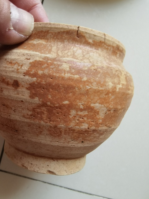 古玩陶瓷黃釉罐真品鑒賞圖