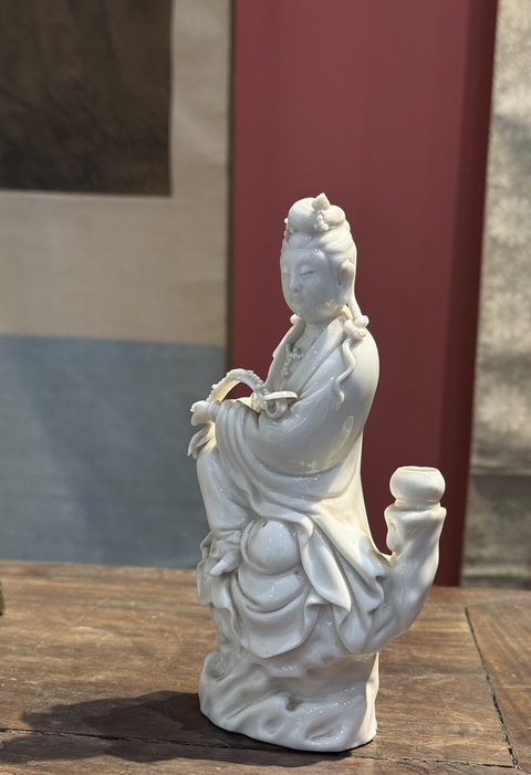 古玩陶瓷解放初期至創匯德化觀音像真品鑒賞圖