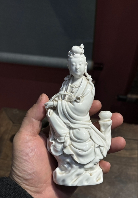 古玩陶瓷解放初期至創匯德化觀音像真品鑒賞圖