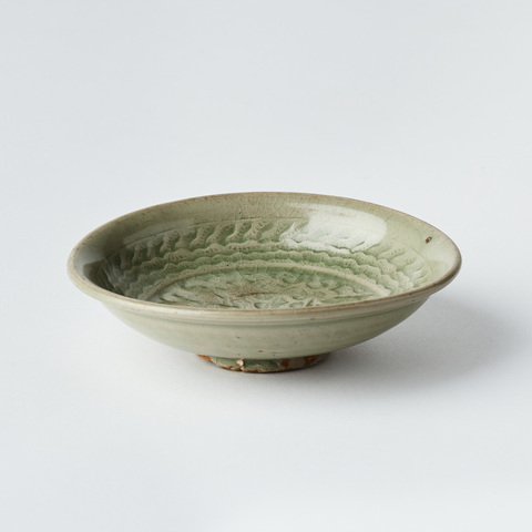 古玩陶瓷臨汝窯印花牡丹盤真品鑒賞圖