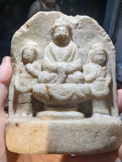 古玩雜項一佛二菩薩三尊像真品鑒賞圖