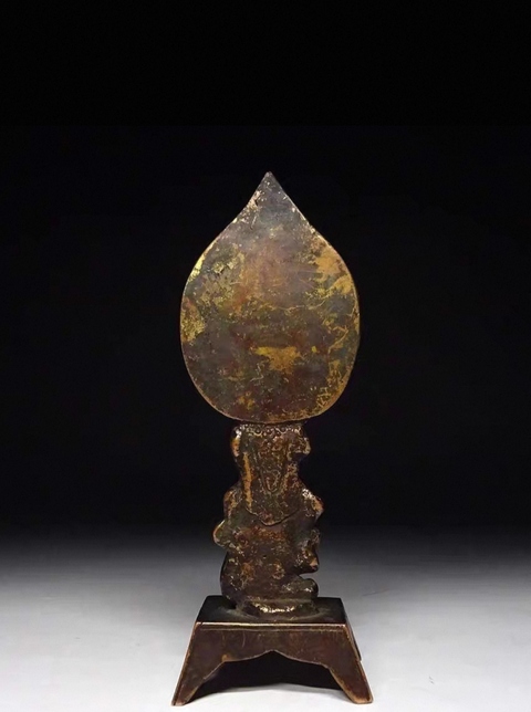 古玩銅器銅板凳佛真品鑒賞圖