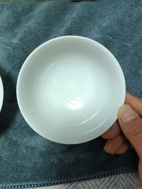 古玩陶瓷民國黃地粉彩寶相花碗真品鑒賞圖